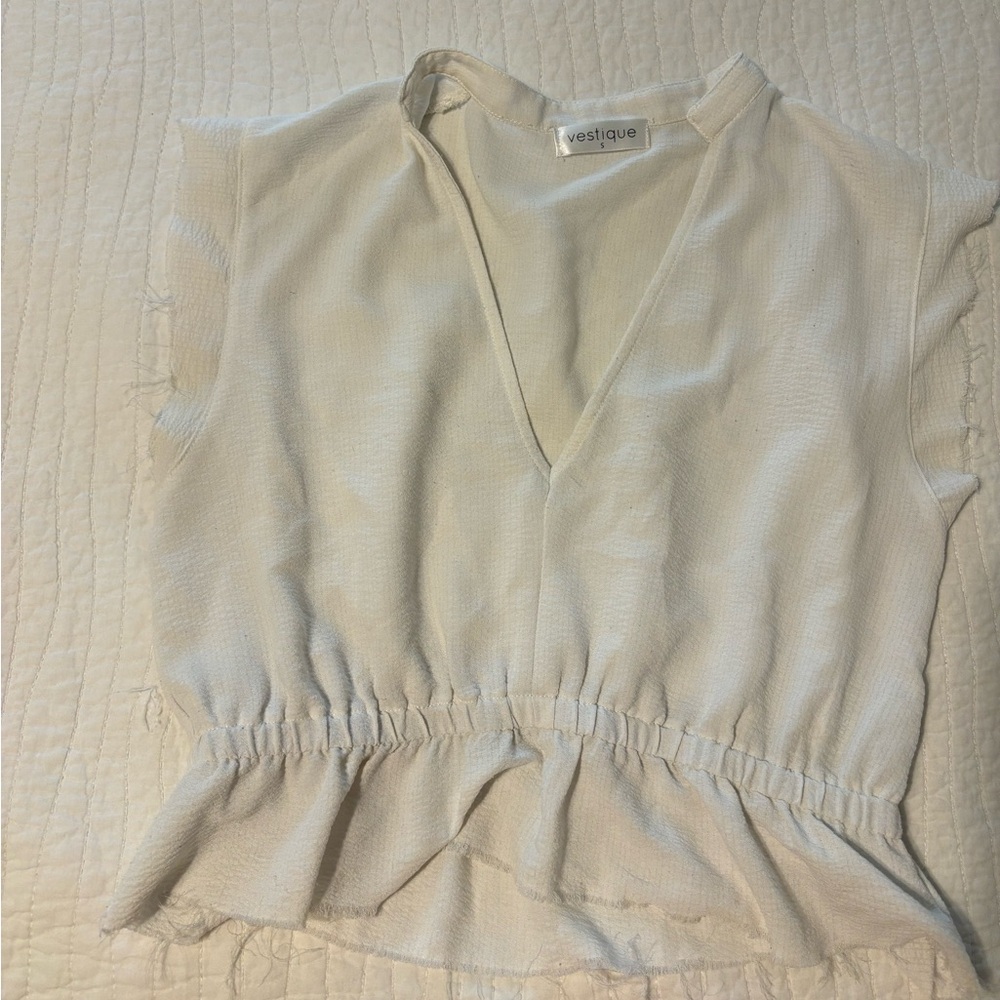 Vestique white crop top
